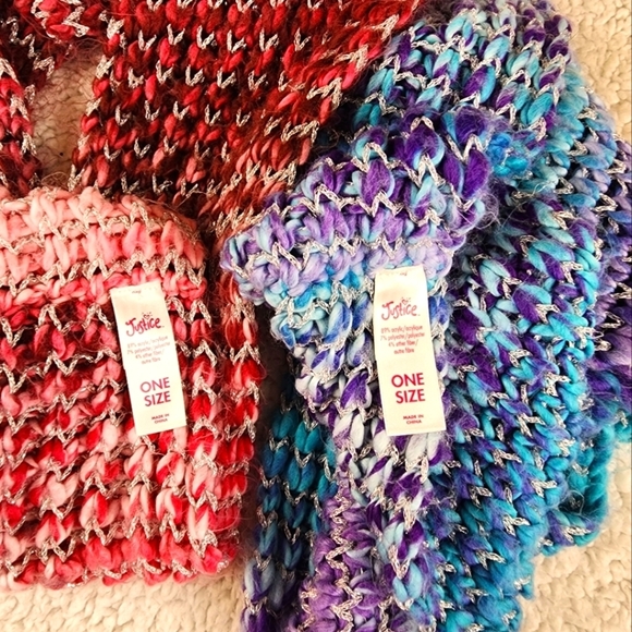 Set of two Justice Infinity scarves - Picture 4 of 5